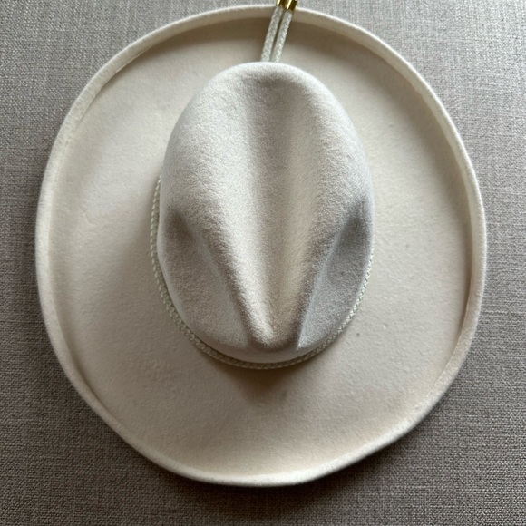 Gigi pip Cara hat-SOLD OUT - Picture 4 of 9